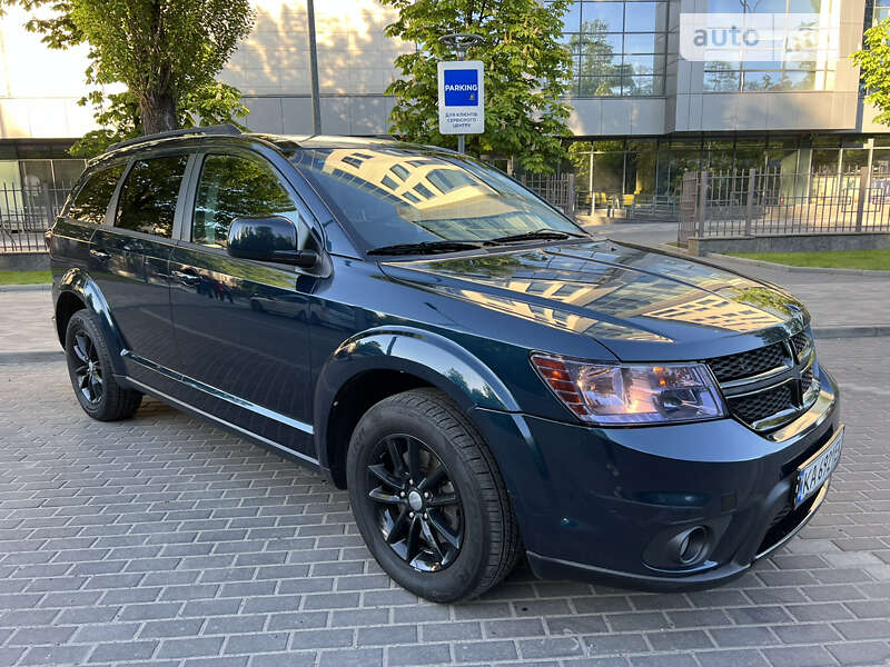 Позашляховик / Кросовер Dodge Journey 2015 в Києві