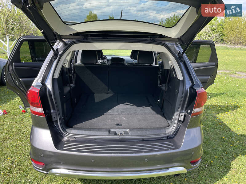 Позашляховик / Кросовер Dodge Journey 2014 в Рівному