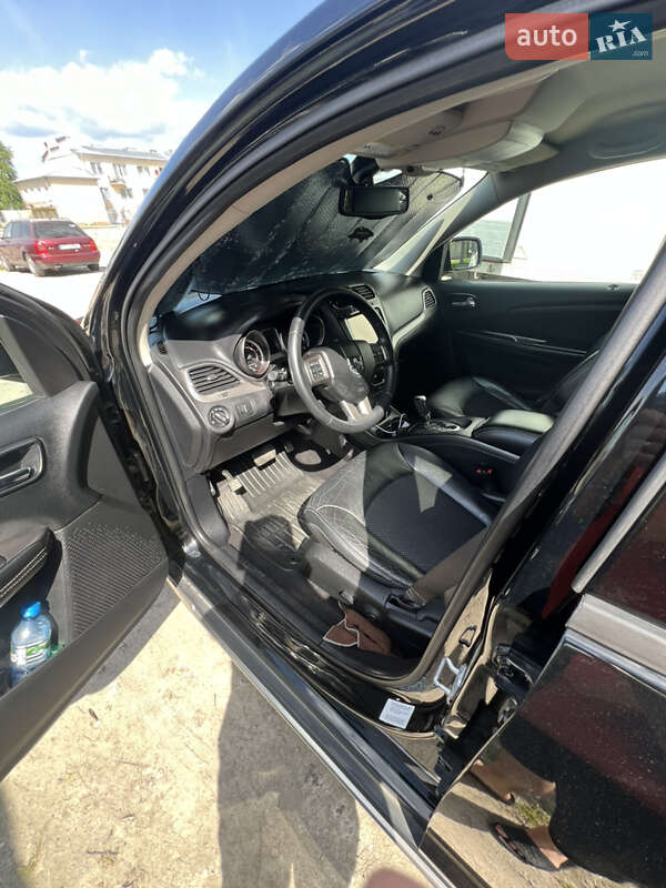 Внедорожник / Кроссовер Dodge Journey 2014 в Львове