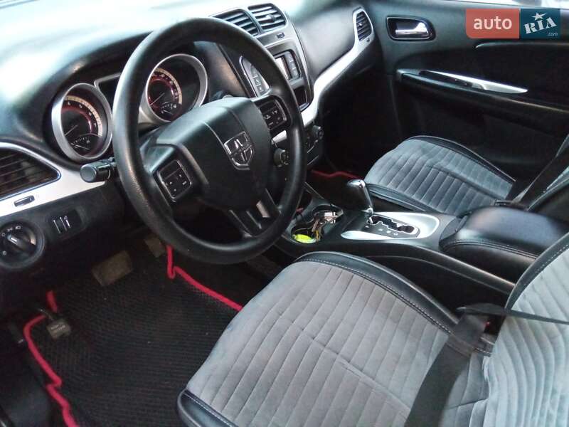 Позашляховик / Кросовер Dodge Journey 2014 в Машівка