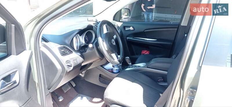 Внедорожник / Кроссовер Dodge Journey 2016 в Добровеличковке