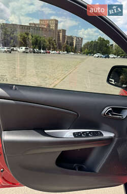 Внедорожник / Кроссовер Dodge Journey 2020 в 