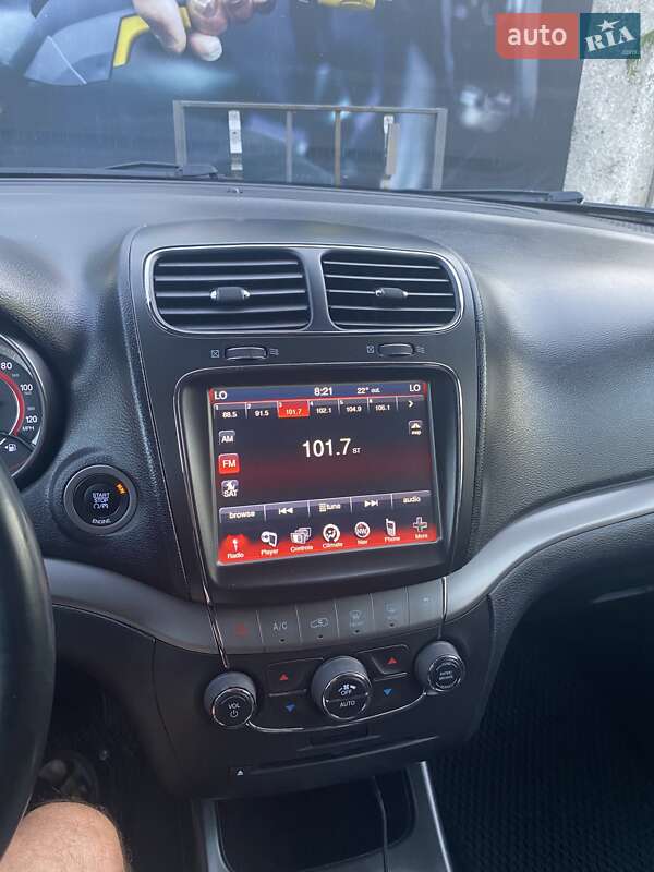 Позашляховик / Кросовер Dodge Journey 2015 в Умані