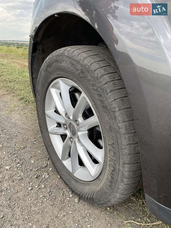 Внедорожник / Кроссовер Dodge Journey 2014 в Петропавловке