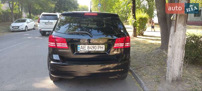 Внедорожник / Кроссовер Dodge Journey 2014 в Каменском