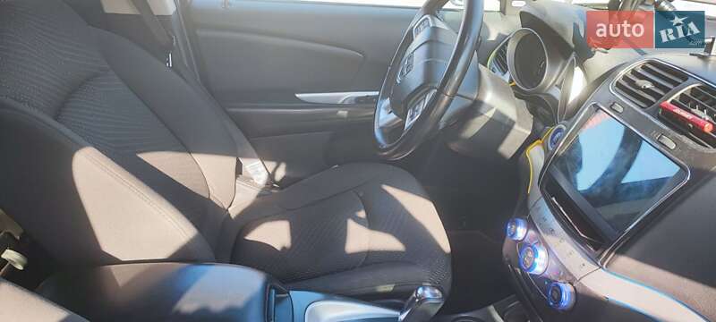Внедорожник / Кроссовер Dodge Journey 2015 в Киеве
