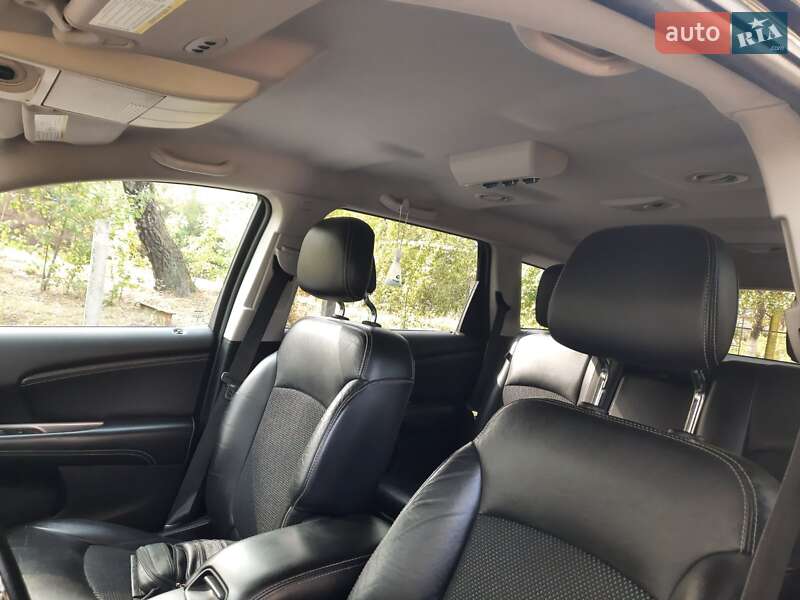Позашляховик / Кросовер Dodge Journey 2014 в Чернігові фото 13 Позашляховик / Кросовер Dodge Journey 2014 в Чернігові