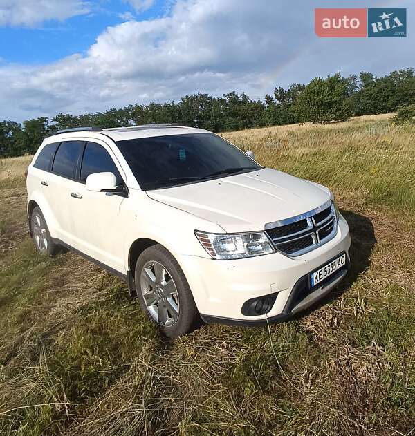 Внедорожник / Кроссовер Dodge Journey 2015 в 