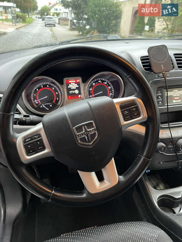 Позашляховик / Кросовер Dodge Journey 2016 в Рівному