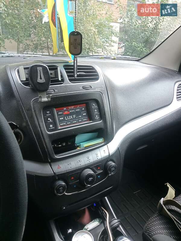 Внедорожник / Кроссовер Dodge Journey 2015 в Киеве