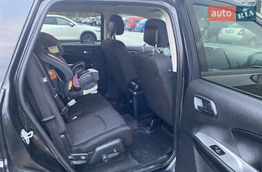 Внедорожник / Кроссовер Dodge Journey 2011 в 