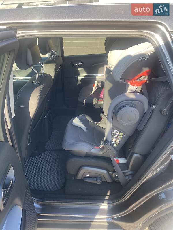 Внедорожник / Кроссовер Dodge Journey 2014 в Киеве фото 9 Внедорожник / Кроссовер Dodge Journey 2014 в Киеве