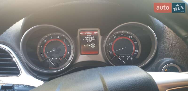 Внедорожник / Кроссовер Dodge Journey 2015 в Львове