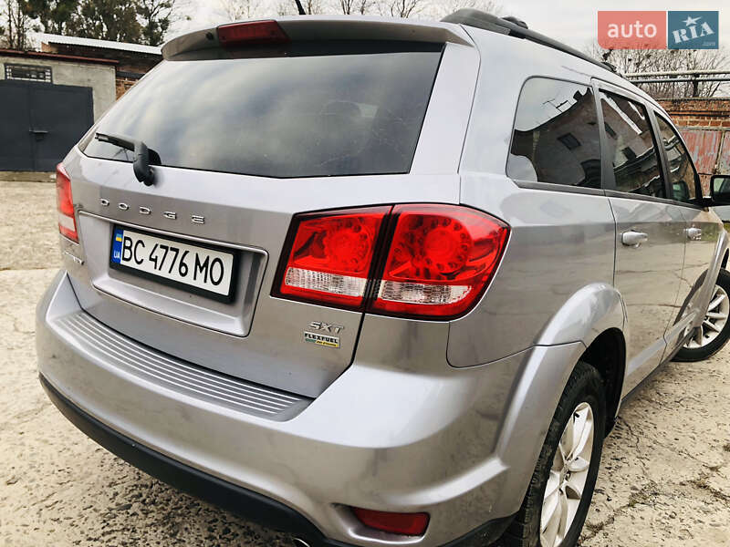 Позашляховик / Кросовер Dodge Journey 2015 в Сокалі