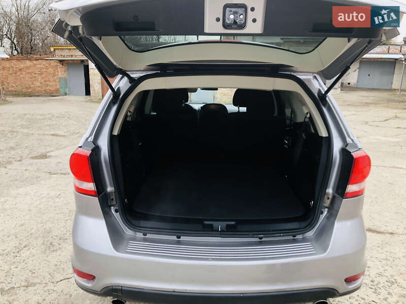 Позашляховик / Кросовер Dodge Journey 2015 в Сокалі