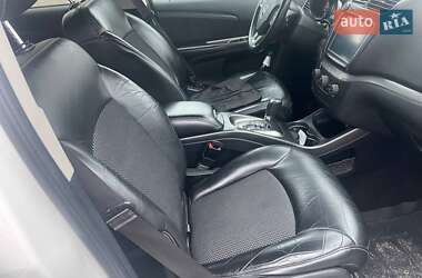 Внедорожник / Кроссовер Dodge Journey 2015 в 