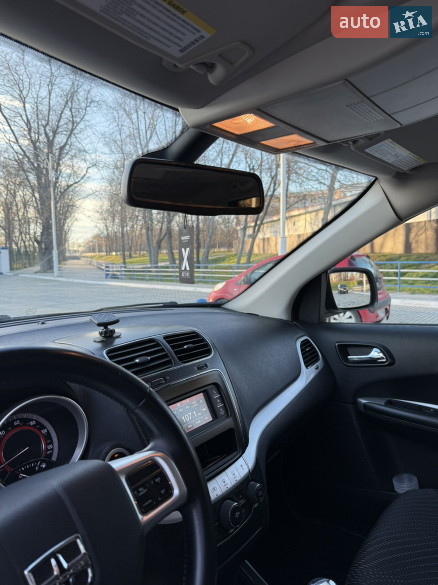 2018 Dodge Journey - мініатюра 16