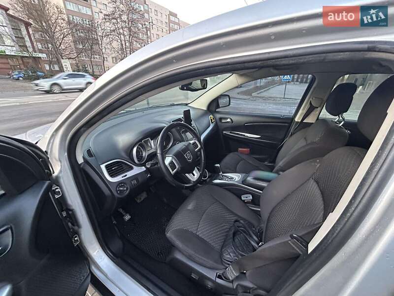 Внедорожник / Кроссовер Dodge Journey 2013 в Ивано-Франковске