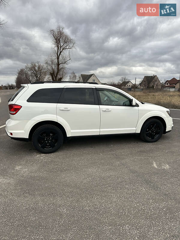 Внедорожник / Кроссовер Dodge Journey 2011 в Козельце