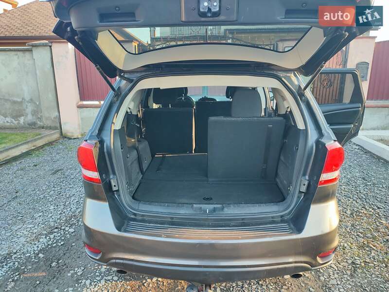 Внедорожник / Кроссовер Dodge Journey 2015 в Мукачево