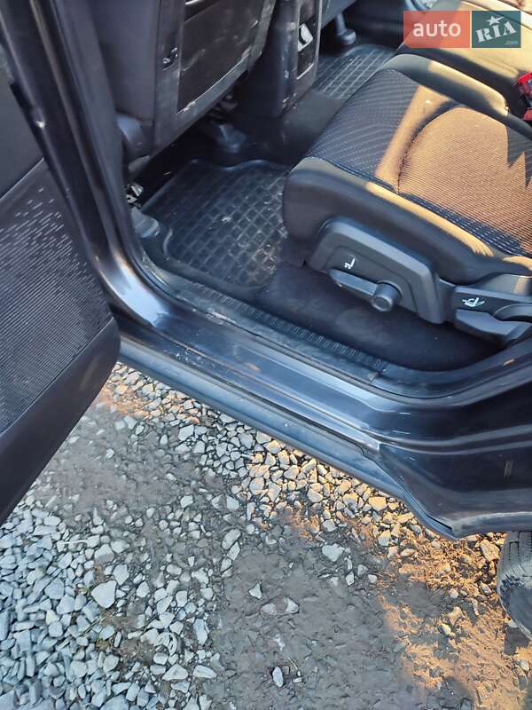Внедорожник / Кроссовер Dodge Journey 2015 в Мукачево