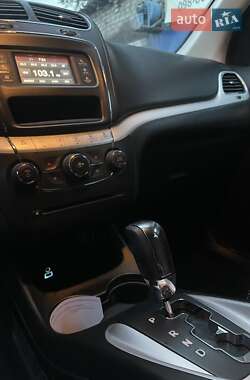 Внедорожник / Кроссовер Dodge Journey 2019 в 
