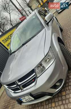 Внедорожник / Кроссовер Dodge Journey 2015 в 