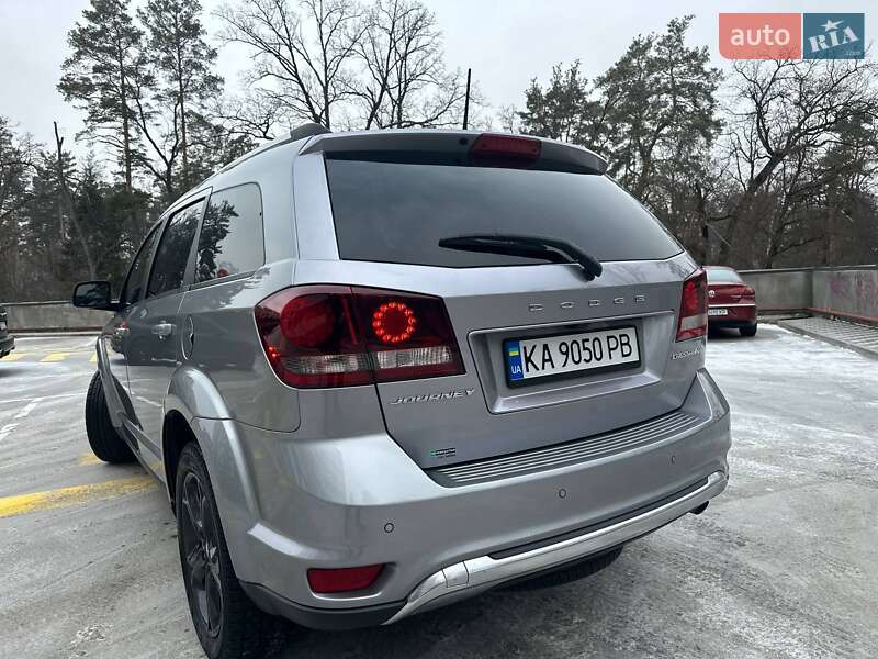Внедорожник / Кроссовер Dodge Journey 2020 в Ирпене