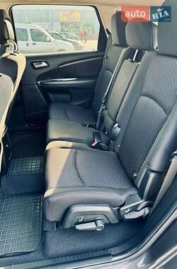 Внедорожник / Кроссовер Dodge Journey 2018 в 