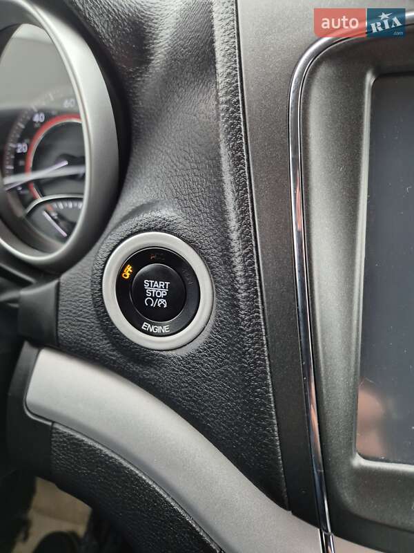 Внедорожник / Кроссовер Dodge Journey 2015 в Киеве