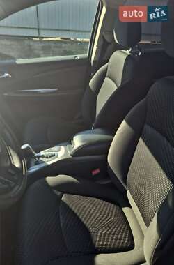 Внедорожник / Кроссовер Dodge Journey 2017 в 