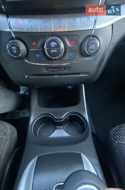 Внедорожник / Кроссовер Dodge Journey 2013 в 