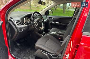 Позашляховик / Кросовер Dodge Journey 2017 в 