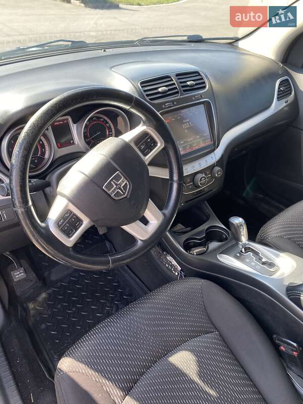 Внедорожник / Кроссовер Dodge Journey 2014 в Благовещенском