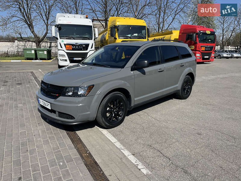 Внедорожник / Кроссовер Dodge Journey 2020 в 