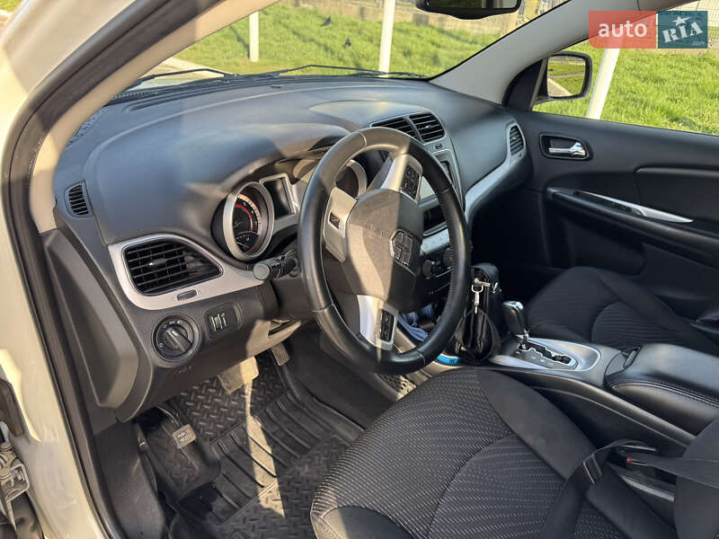 Внедорожник / Кроссовер Dodge Journey 2015 в Житомире