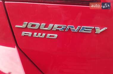 Внедорожник / Кроссовер Dodge Journey 2014 в 