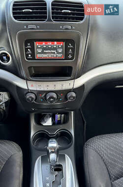Внедорожник / Кроссовер Dodge Journey 2013 в 