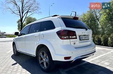Позашляховик / Кросовер Dodge Journey 2015 в 