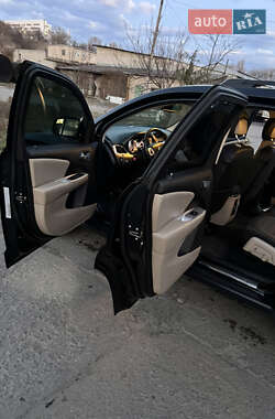 Позашляховик / Кросовер Dodge Journey 2015 в 
