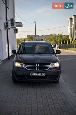 Позашляховик / Кросовер Dodge Journey 2018 в 