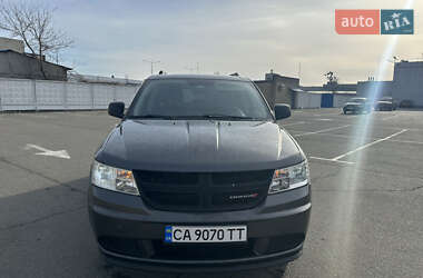 Позашляховик / Кросовер Dodge Journey 2016 в 