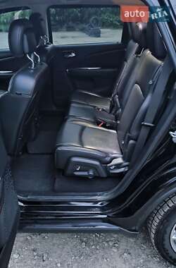 Позашляховик / Кросовер Dodge Journey 2019 в 