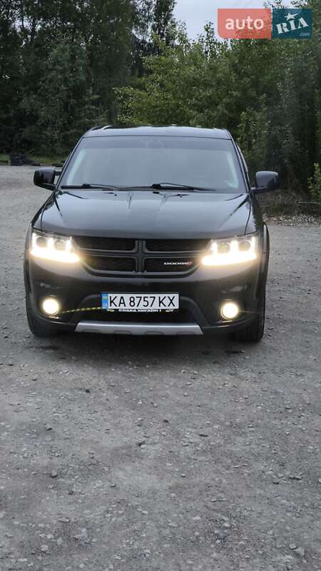Позашляховик / Кросовер Dodge Journey 2019 в 