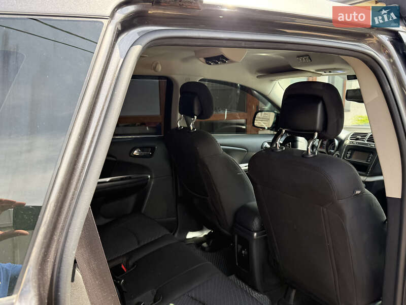 Внедорожник / Кроссовер Dodge Journey 2015 в Виннице