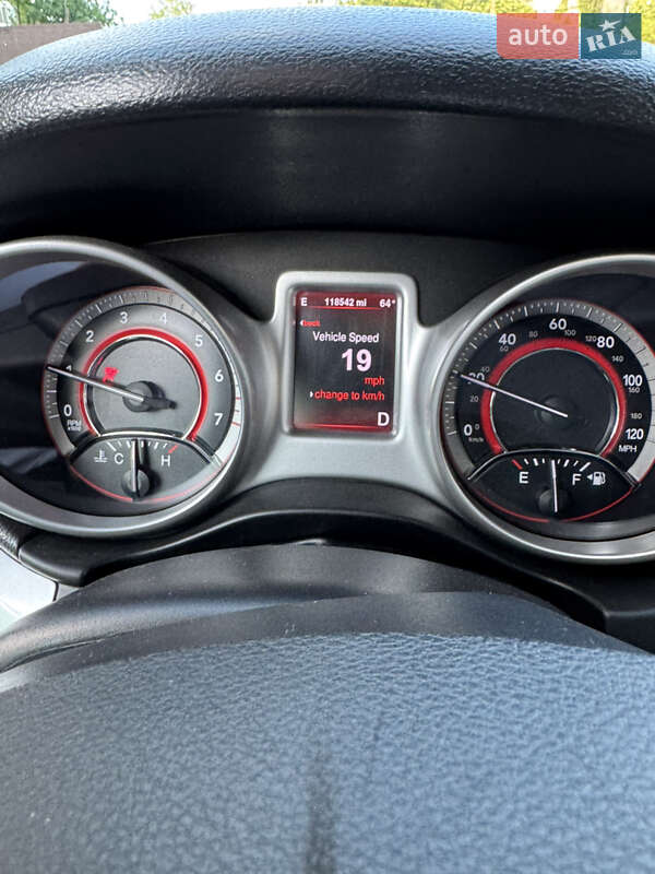 Позашляховик / Кросовер Dodge Journey 2012 в Кривому Розі