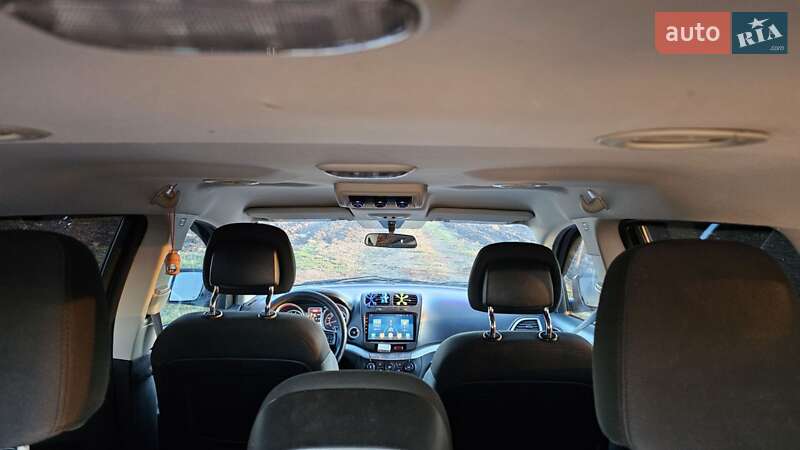 Позашляховик / Кросовер Dodge Journey 2015 в Жашківу