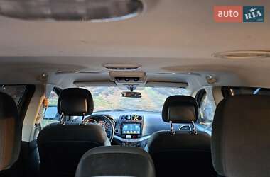 Внедорожник / Кроссовер Dodge Journey 2015 в 