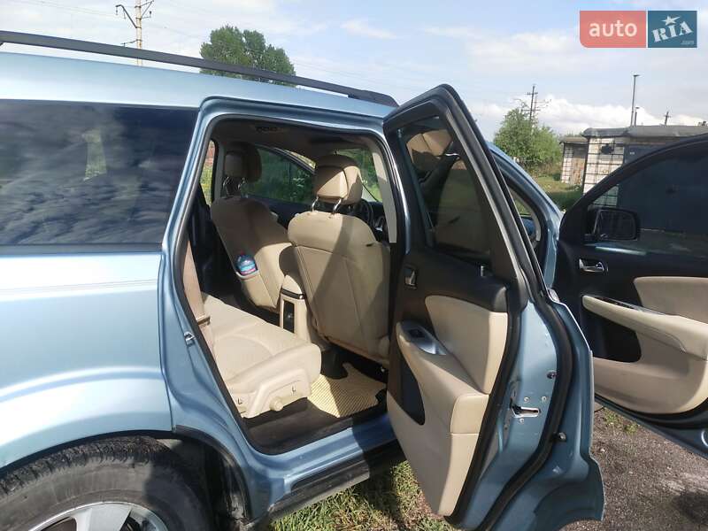 Позашляховик / Кросовер Dodge Journey 2013 в Павлограді