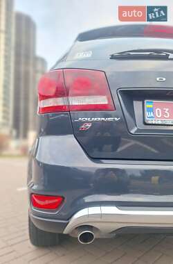 Внедорожник / Кроссовер Dodge Journey 2018 в 